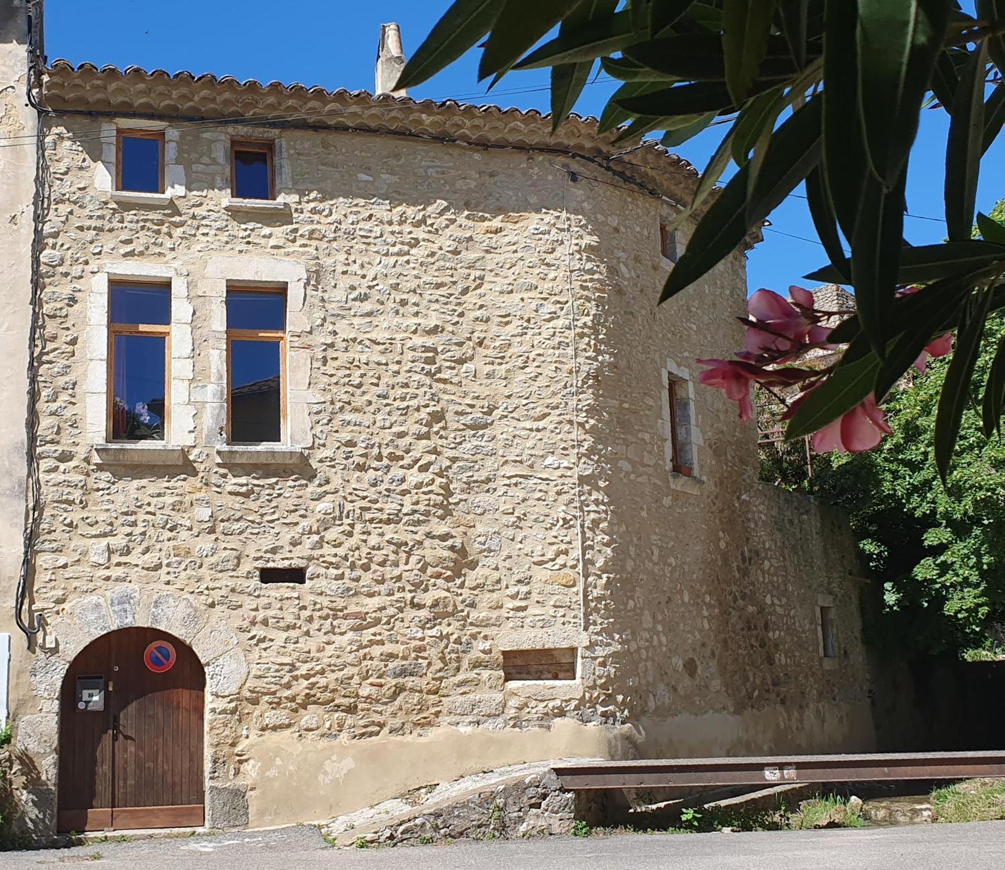 Gite Les Tilleuls Villa Saint-Montan Exterior photo